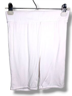 Fitted Medium Naked Wardrobe White Biker Style Shorts Lined Neutral Casual